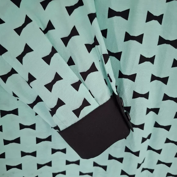 Kate Spade Isadora Mint Green And Black Silk Top Size 2 - Picture 5 of 9